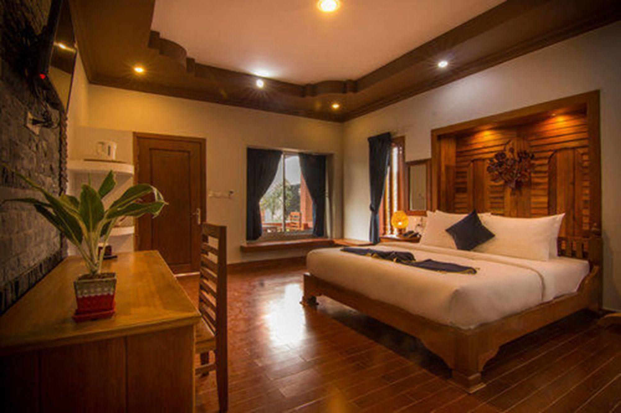 Ravorn Villa Boutique Battambang Eksteriør billede