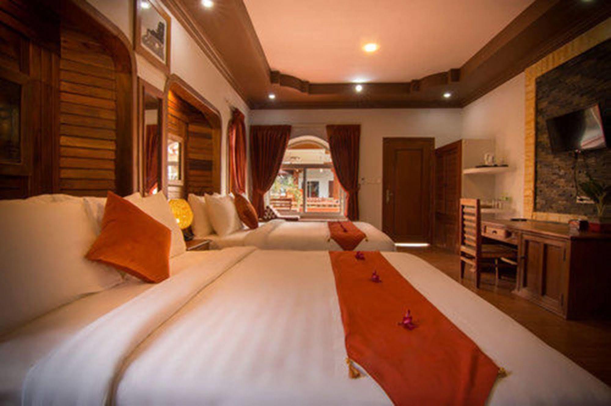 Ravorn Villa Boutique Battambang Eksteriør billede